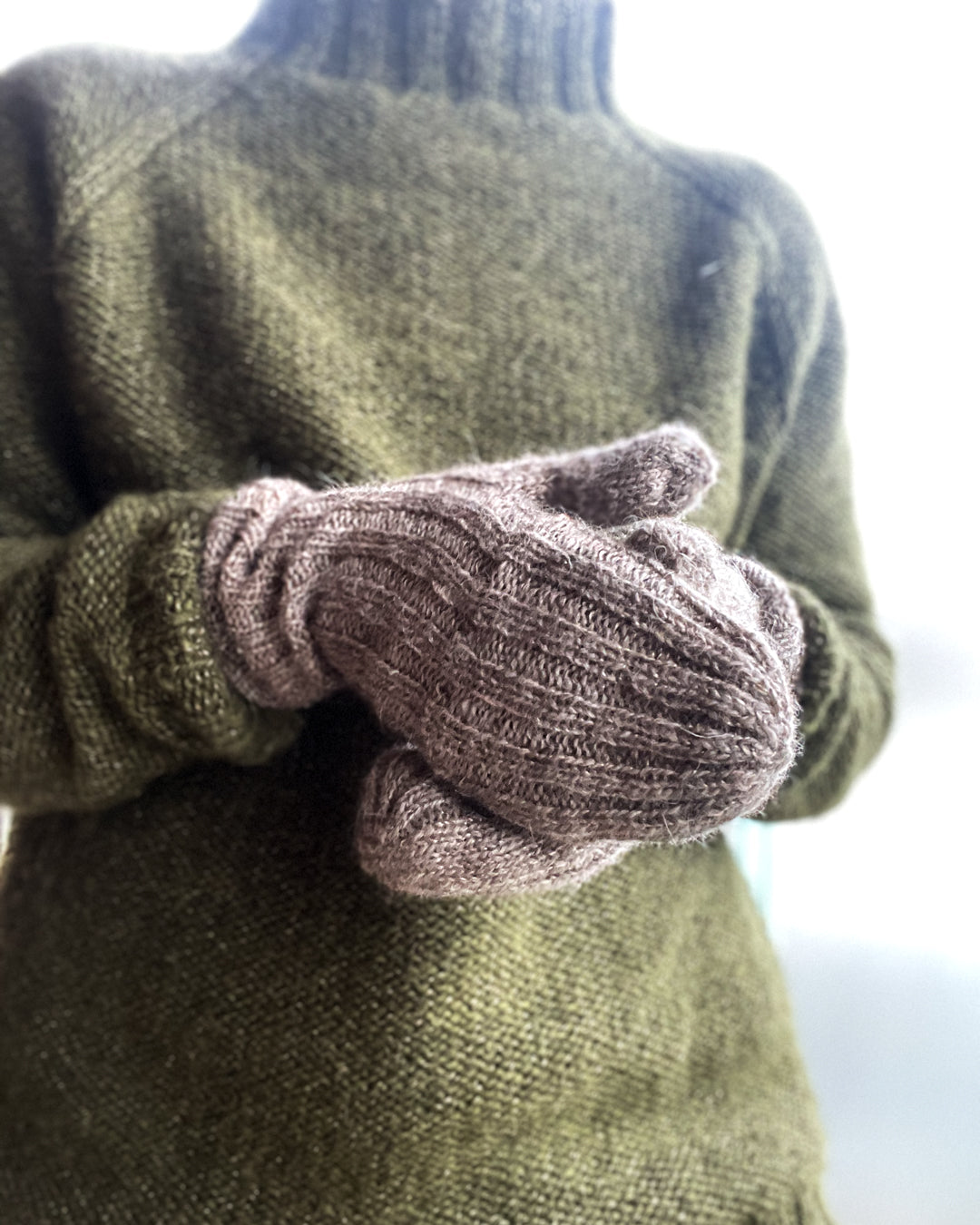 ANNE MITTENS