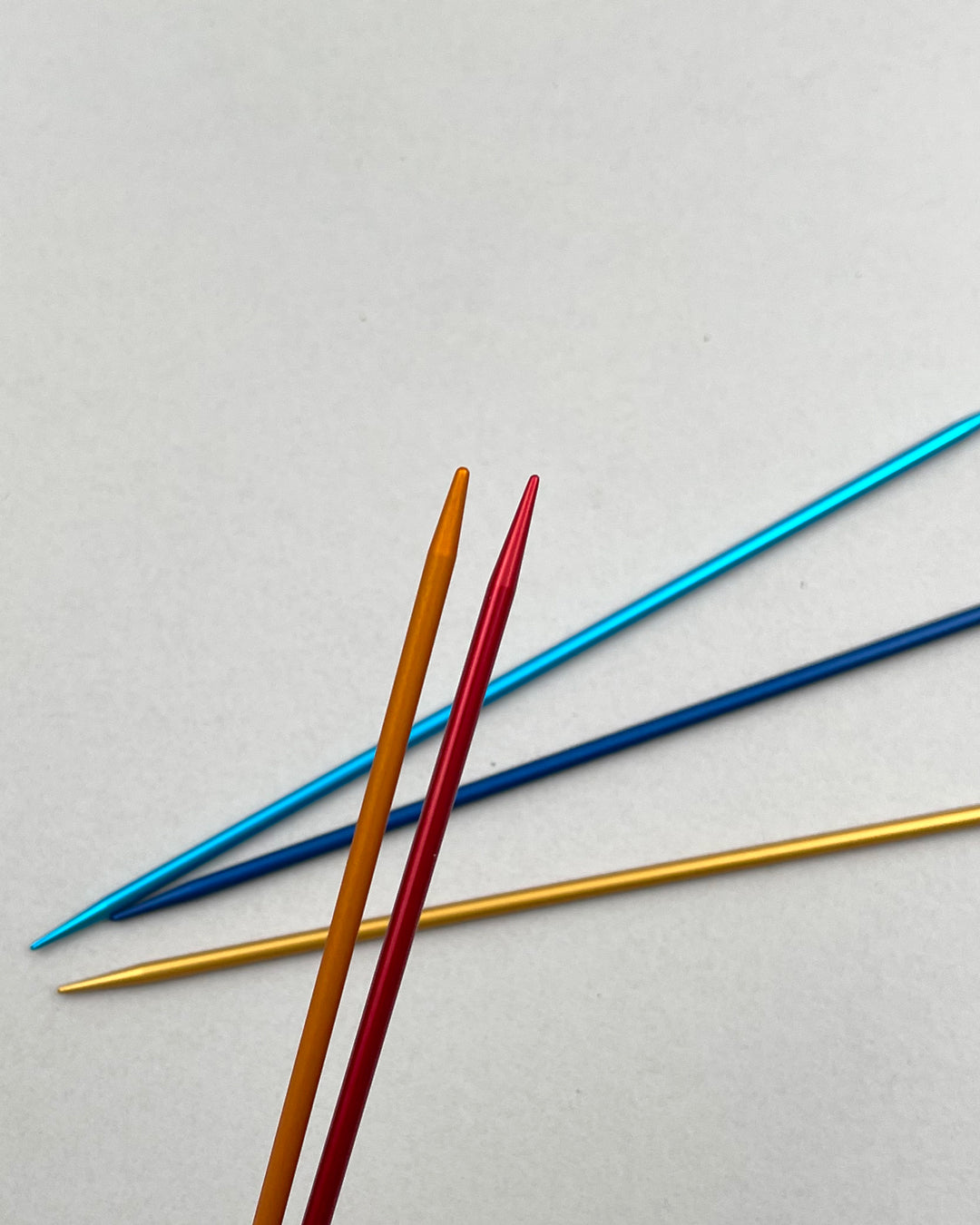 DOUBLE POINTED NEEDLES
