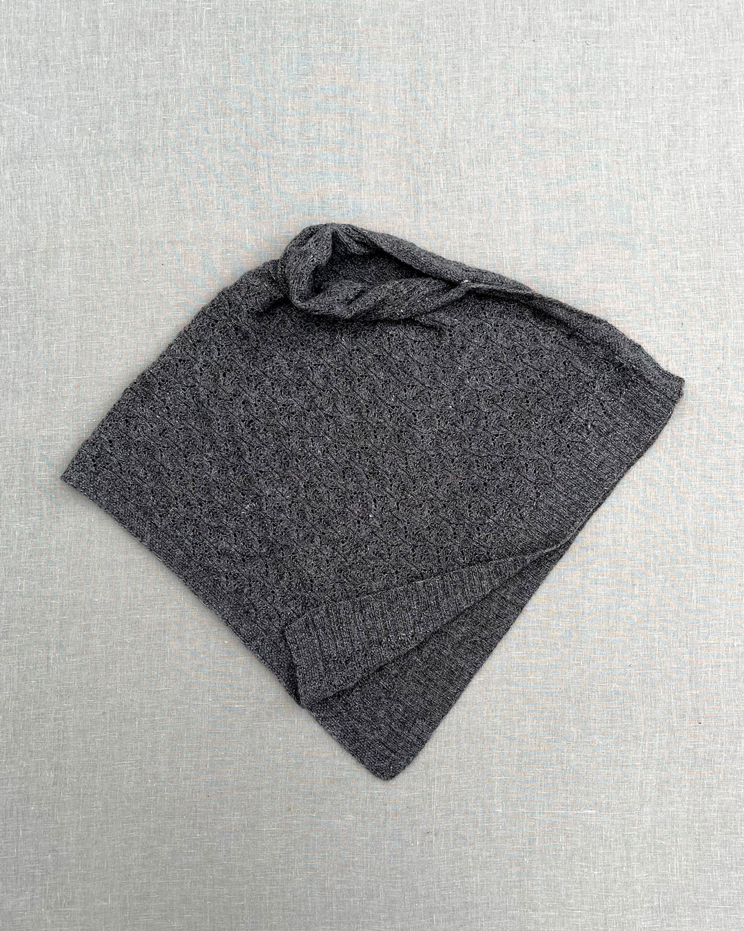 EMBRACE PONCHO