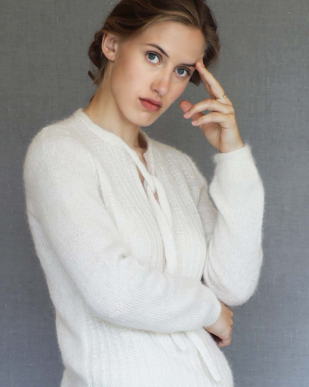 RIBBON SWEATER
