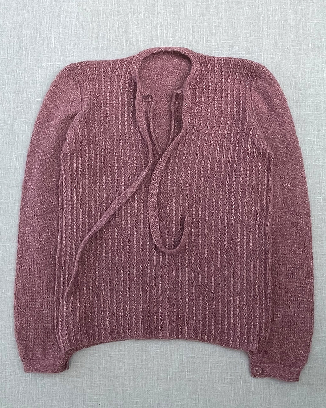 RIBBON SWEATER